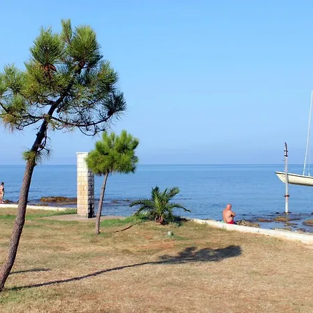 アパート With A Parking Space - 16354 *